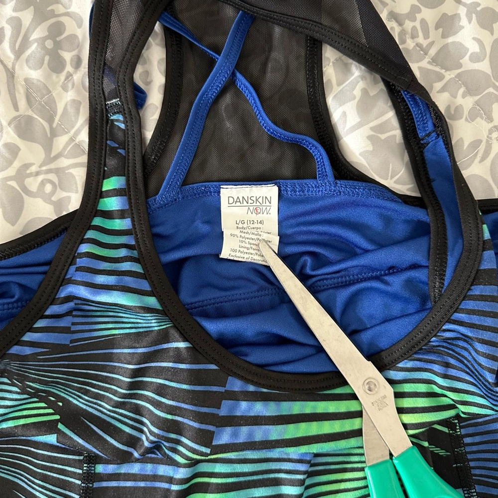 Danskin Now workout tank. L black blue - Picture 4 of 4